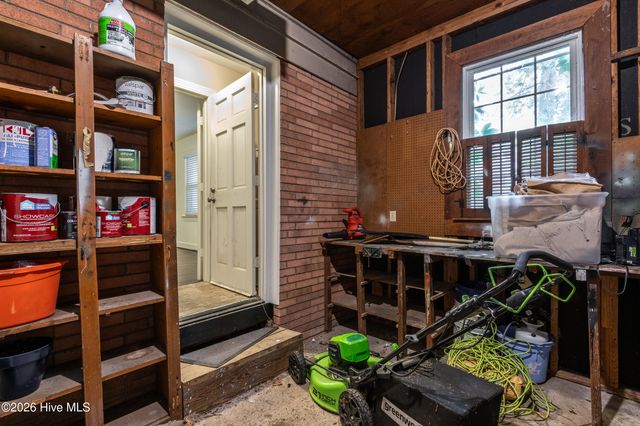 1719 Beaumont Drive, Greenville, NC 27858