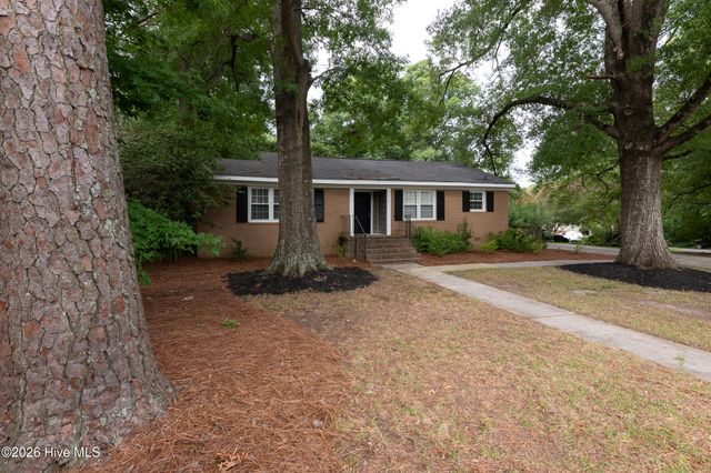 1719 Beaumont Drive, Greenville, NC 27858