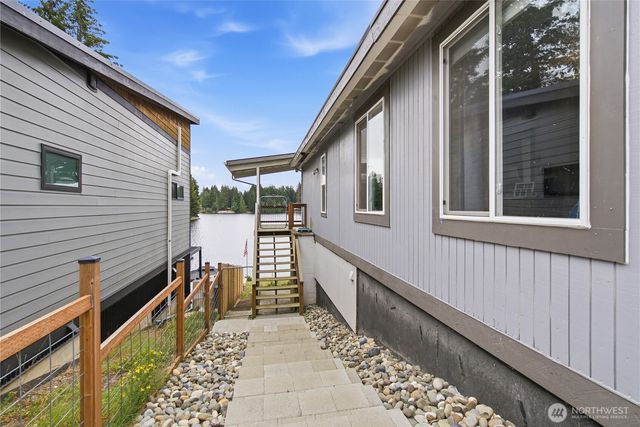 2121 E Timberlake Drive W, Shelton, WA 98584
