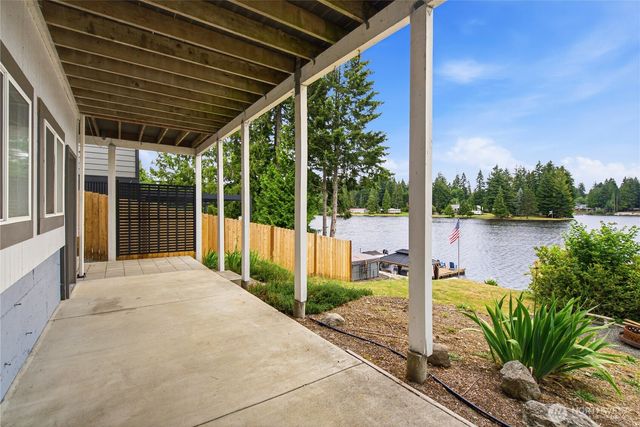 2121 E Timberlake Drive W, Shelton, WA 98584