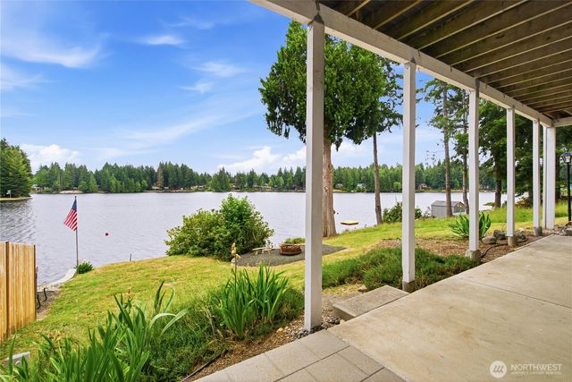 2121 E Timberlake Drive W, Shelton, WA 98584
