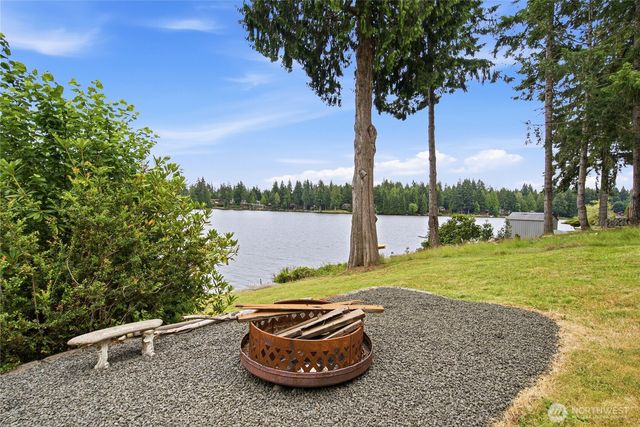 2121 E Timberlake Drive W, Shelton, WA 98584