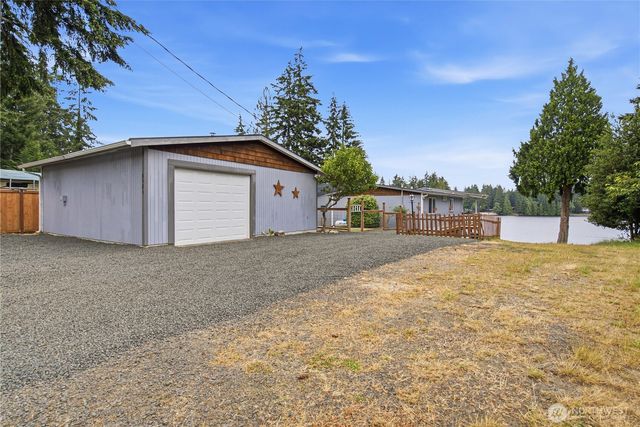 2121 E Timberlake Drive W, Shelton, WA 98584