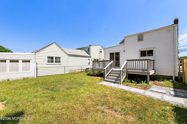 156 Main Street, Port Monmouth, NJ 07758