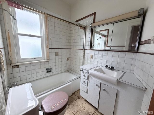 463 Winslow Avenue, Buffalo, NY 14211