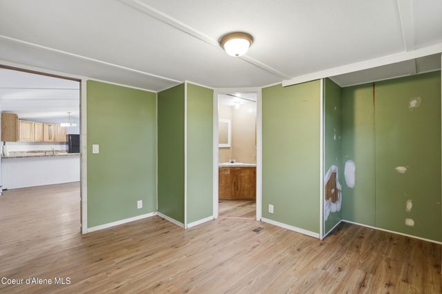 30120 N 1st ST, Athol, ID 83801