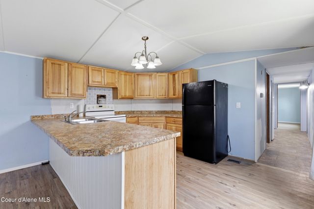 30120 N 1st ST, Athol, ID 83801