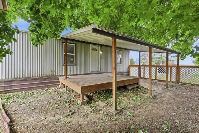30120 N 1st ST, Athol, ID 83801