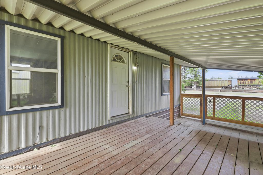 30120 N 1st ST, Athol, ID 83801