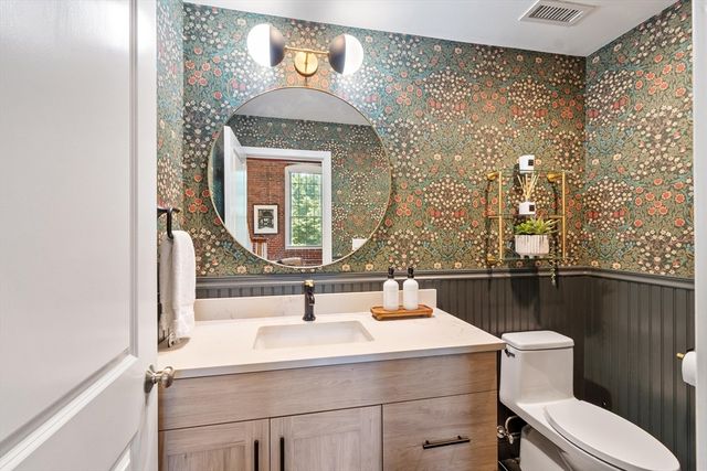 12 Brookside Rd 25, Westford, MA 01886