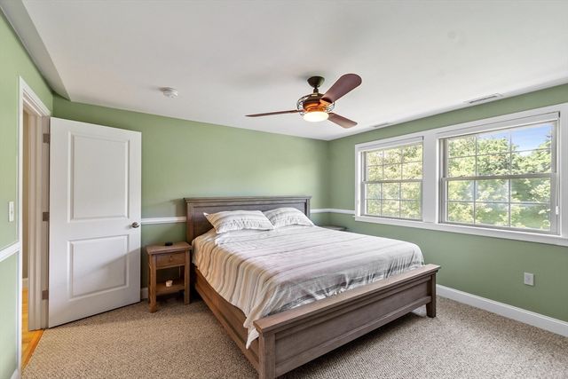 12 Brookside Rd 25, Westford, MA 01886