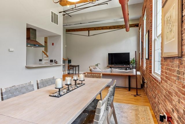12 Brookside Rd 25, Westford, MA 01886