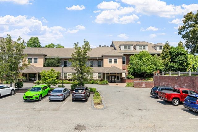12 Brookside Rd 25, Westford, MA 01886