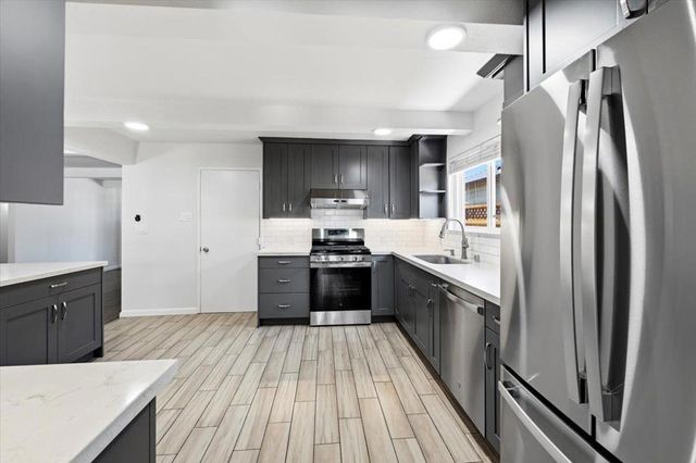 1148 Berkeley Avenue, Menlo Park, CA 94025