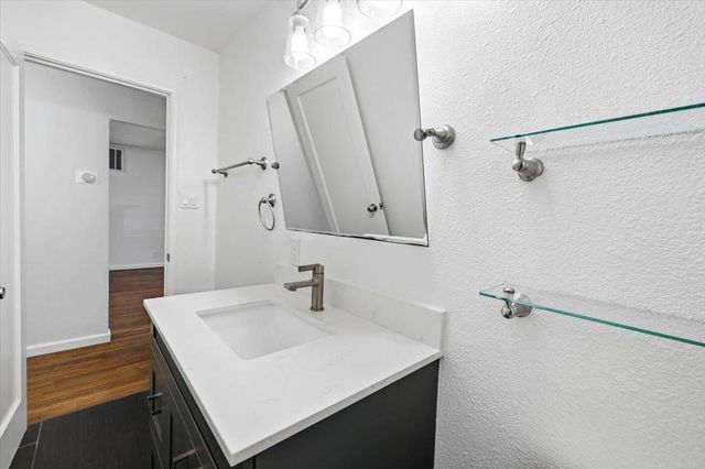 1148 Berkeley Avenue, Menlo Park, CA 94025