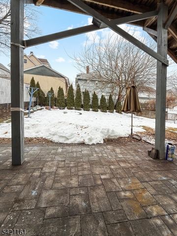 66 Washington Pl, East Rutherford Boro, NJ 07073