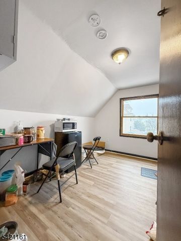 66 Washington Pl, East Rutherford Boro, NJ 07073