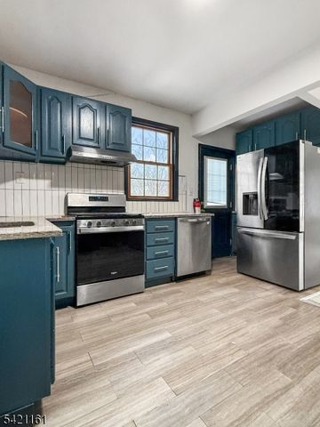 66 Washington Pl, East Rutherford Boro, NJ 07073