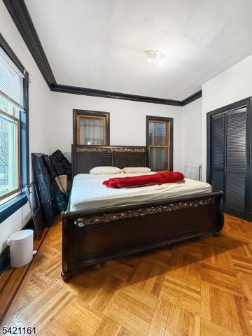 66 Washington Pl, East Rutherford Boro, NJ 07073