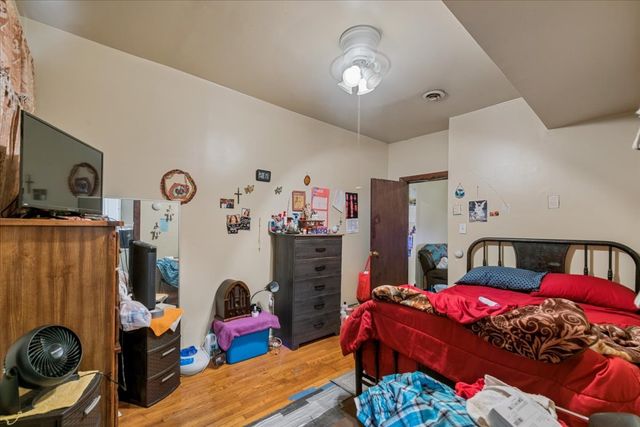 3923 W Polk Street, Chicago, IL 60624