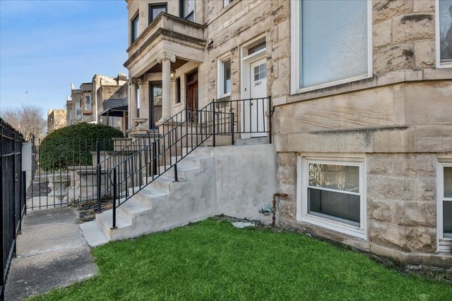 3923 W Polk Street, Chicago, IL 60624