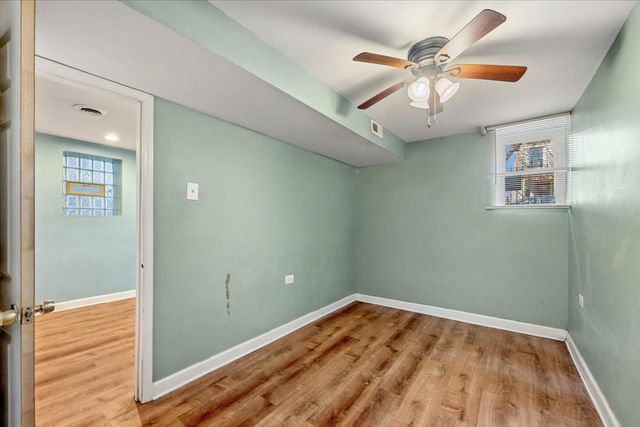 3923 W Polk Street, Chicago, IL 60624