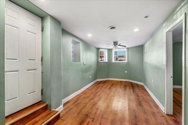 3923 W Polk Street, Chicago, IL 60624