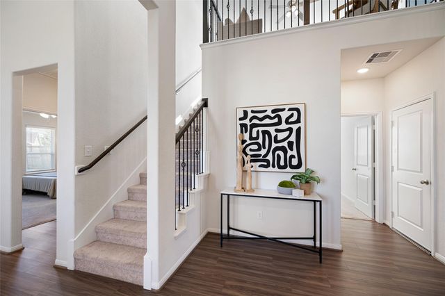 207 Canvasback Drive, Clute, TX 77531