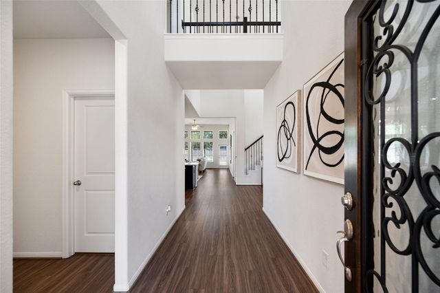 207 Canvasback Drive, Clute, TX 77531