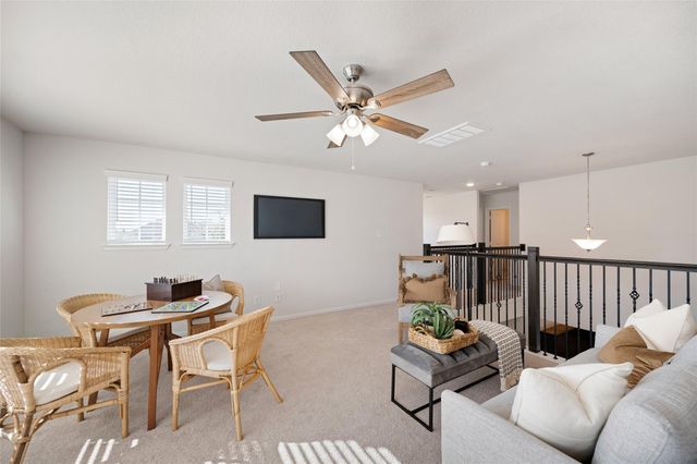 207 Canvasback Drive, Clute, TX 77531