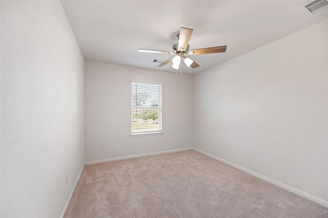 207 Canvasback Drive, Clute, TX 77531