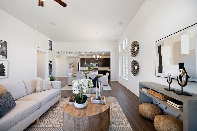 207 Canvasback Drive, Clute, TX 77531