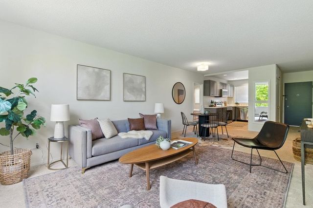 2601 College Ave 203, Berkeley, CA 94704