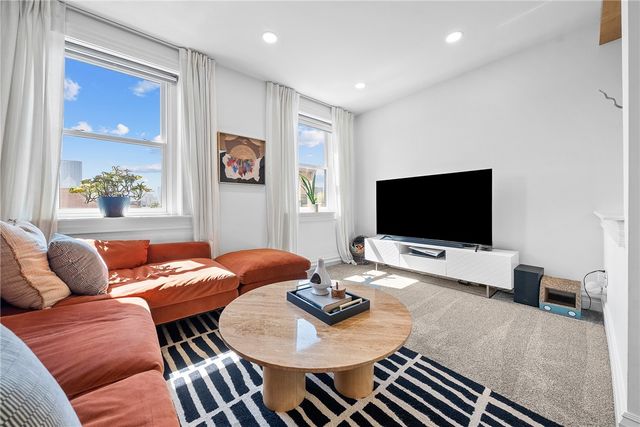 420 Tripoli St, East Allegheny, PA 15212