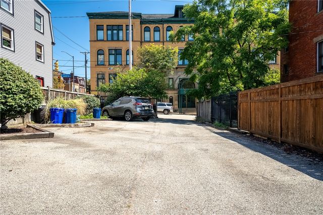 420 Tripoli St, East Allegheny, PA 15212