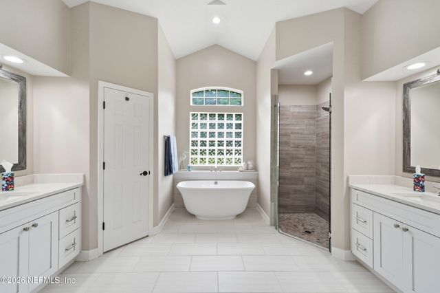 8688 ROLLING BROOK Lane, Jacksonville, FL 32256