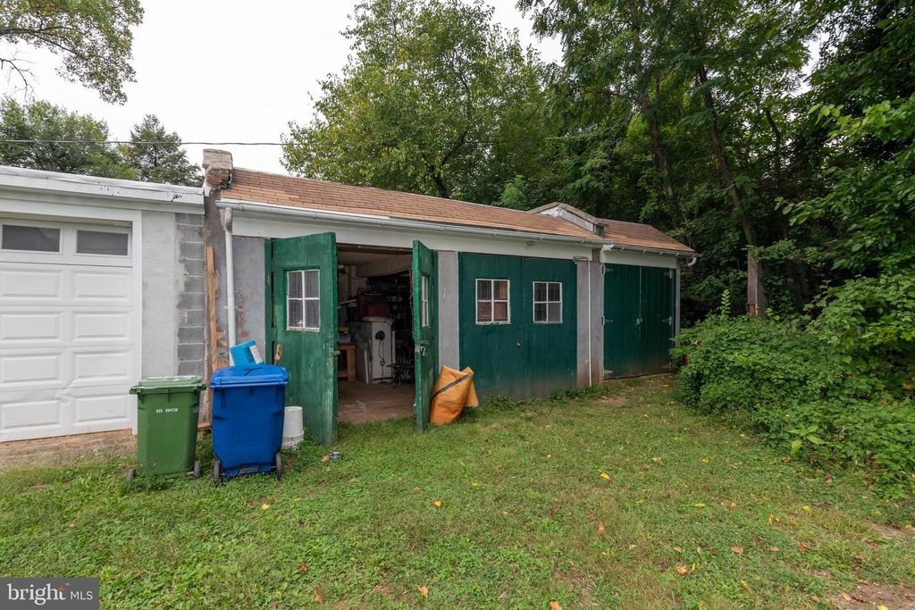 BROOK AVE, Baltimore, MD 21206