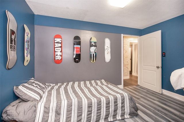 926 Sherwood Drive, Elyria, OH 44035