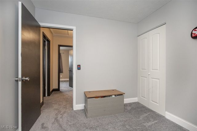 926 Sherwood Drive, Elyria, OH 44035