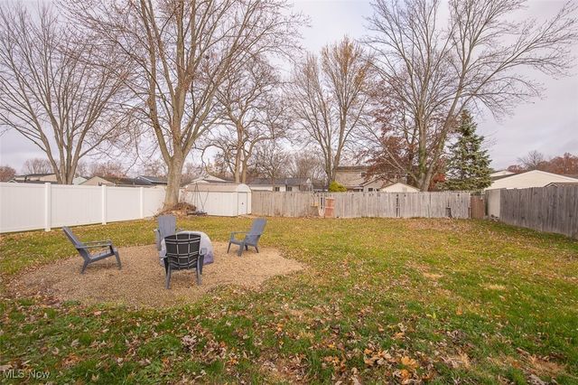 926 Sherwood Drive, Elyria, OH 44035