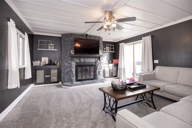 926 Sherwood Drive, Elyria, OH 44035