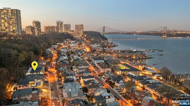 640 Undercliff Avenue, Edgewater, NJ 07020