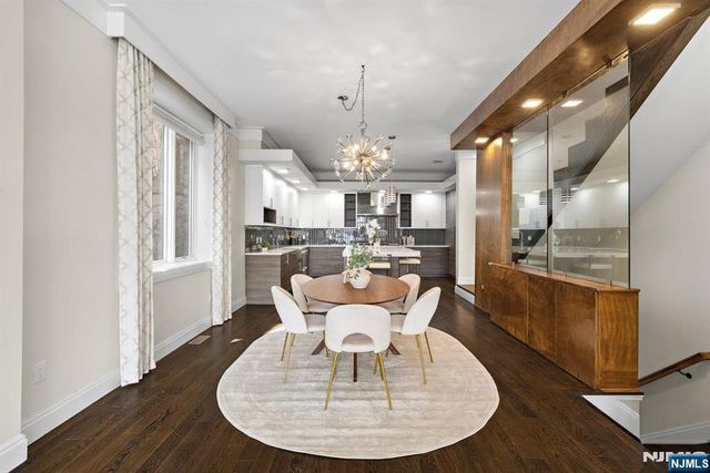 640 Undercliff Avenue, Edgewater, NJ 07020