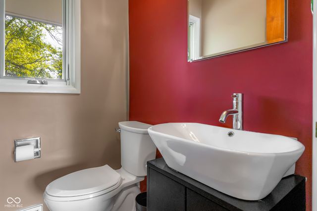 309 Flatrock Drive, Columbus, IN 47201