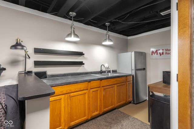 309 Flatrock Drive, Columbus, IN 47201