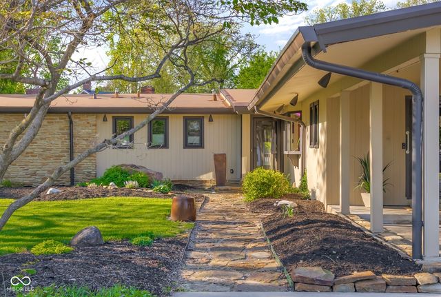 309 Flatrock Drive, Columbus, IN 47201