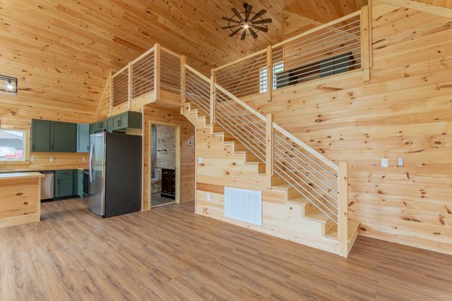 55 Kiki Cove, Clifton, TN 38425