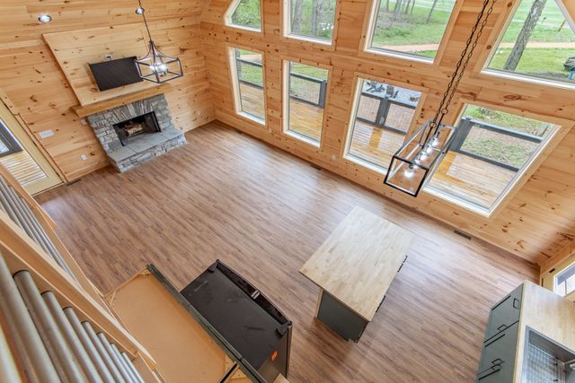 55 Kiki Cove, Clifton, TN 38425