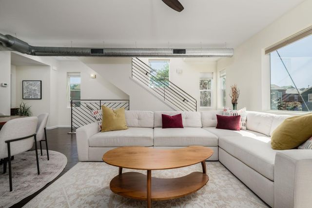 796 Carbon Ct, West Sacramento, CA 95691