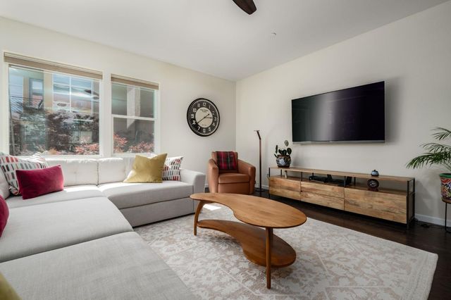 796 Carbon Ct, West Sacramento, CA 95691